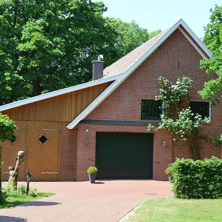 In Lindern With Garden Holiday home