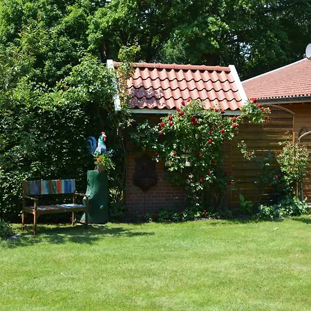 Feriehus In Lindern Mit Garten & Terrasse Werlte