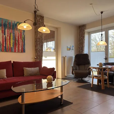 Ferienhaus In Lindern Mit Garten & Terrasse