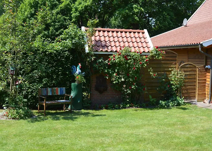 Dom wakacyjny In Lindern Mit Garten & Terrasse Werlte