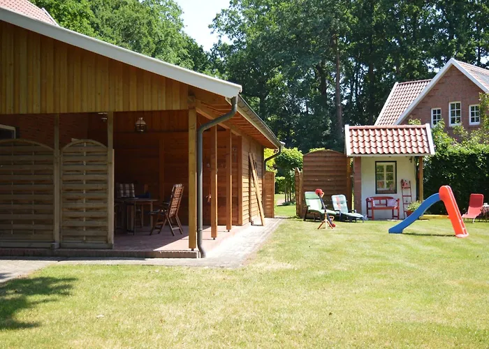 Ferienhaus In Lindern Mit Garten & Terrasse